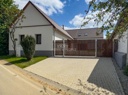 Prodej - dům/vila, 190 m² obrázek