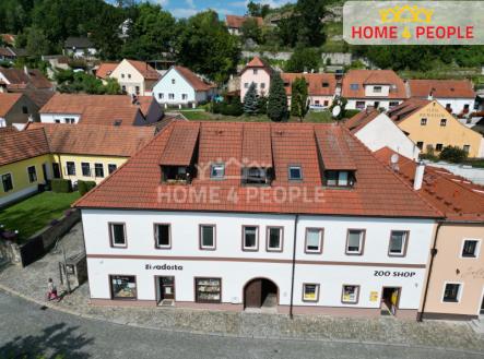 Prodej - komerční objekt, jiný, 930 m² obrázek