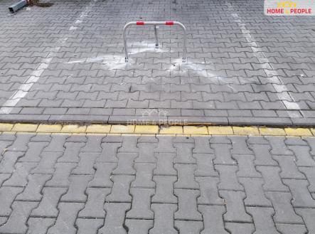 4 | Prodej - malý objekt/garáž