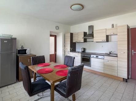 4 | Prodej - dům/vila, 129 m²