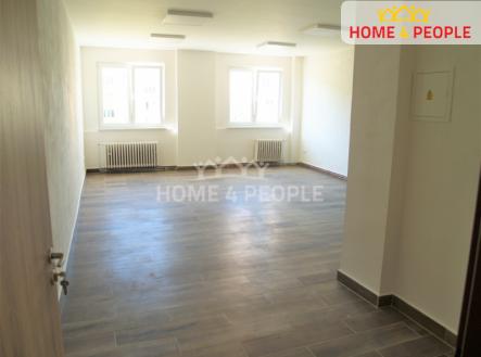 2 | Pronájem - komerční objekt, obchodní centrum, 21 m²
