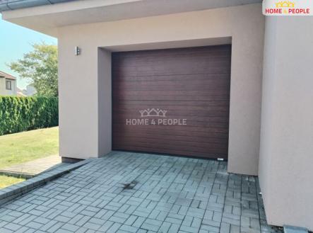 1 | Pronájem - malý objekt/garáž