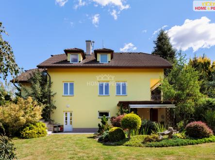 4 | Prodej - dům/vila, 270 m²