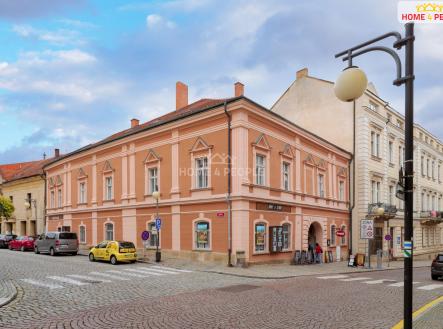 Prodej - dům/vila, 748 m² obrázek