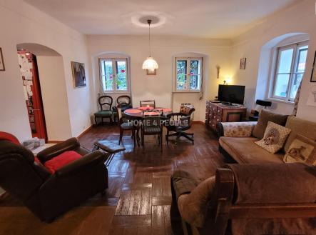 2 | Prodej - dům/vila, 190 m²