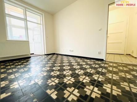 4 | Pronájem bytu, 3+kk, 70 m²