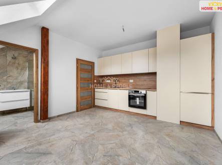 1 | Pronájem bytu, 2+kk, 33 m²