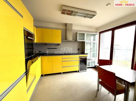 3 | Pronájem bytu, 2+kk, 61 m²