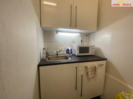 Pronájem - obchodní prostor, 32 m² obrázek