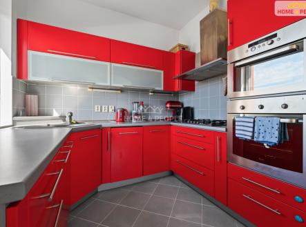 4 | Pronájem bytu, 2+kk, 45 m²