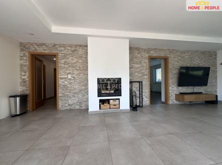 4 | Pronájem - dům/vila, 185 m²