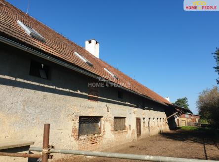 4 | Prodej - komerční objekt, výroba, 378 m²