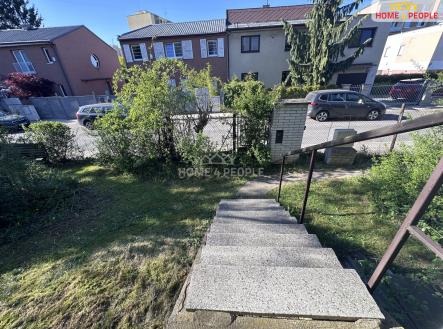 4 | Prodej - dům/vila, 273 m²