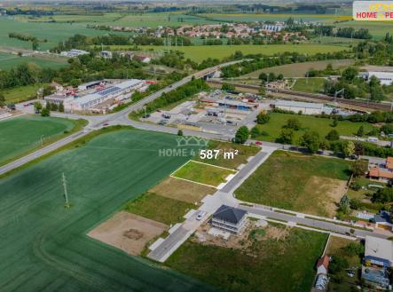 2 | Prodej - pozemek pro bydlení, 587 m²
