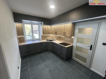 Pronájem bytu, 3+1, 75 m² obrázek
