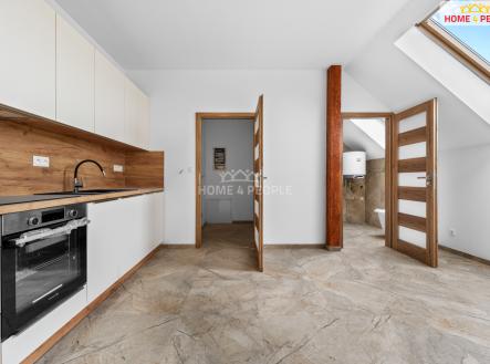 4 | Pronájem bytu, 2+kk, 35 m²