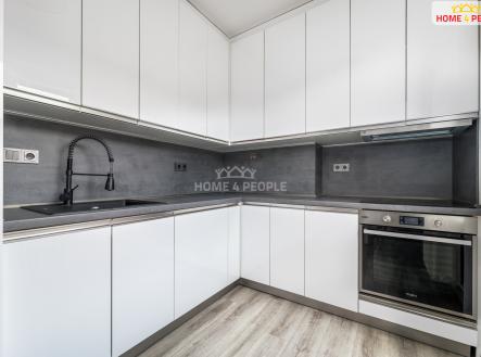 1 | Pronájem bytu, 2+kk, 50 m²