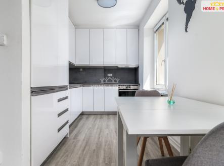 2 | Pronájem bytu, 2+kk, 50 m²