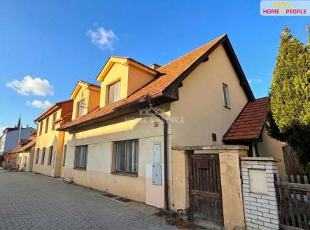 1 | Prodej - dům/vila, 140 m²