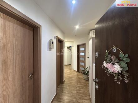 2 | Pronájem bytu, 3+kk, 68 m²