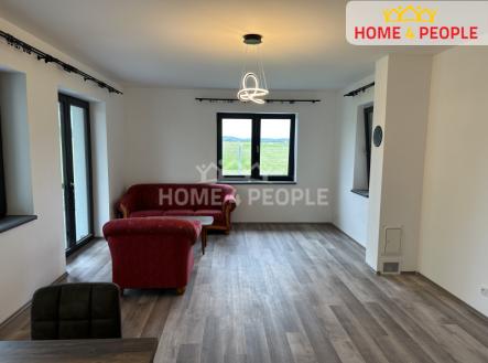 4 | Pronájem - dům/vila, 160 m²