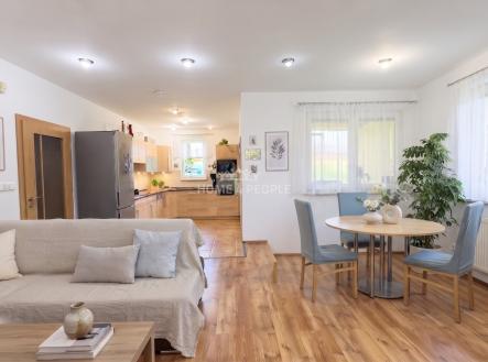 3 | Prodej - dům/vila, 130 m²