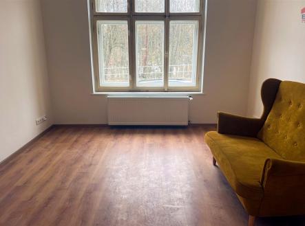 . | Pronájem bytu, 1+1, 37 m²