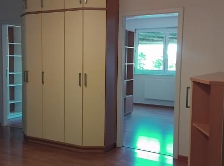 img-20251018-155127.jpg | Pronájem bytu, 3+kk, 90 m²