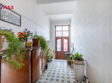 1.jpg | Prodej - dům/vila, 200 m²