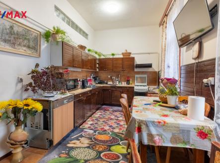 1-14.jpg | Prodej - dům/vila, 200 m²