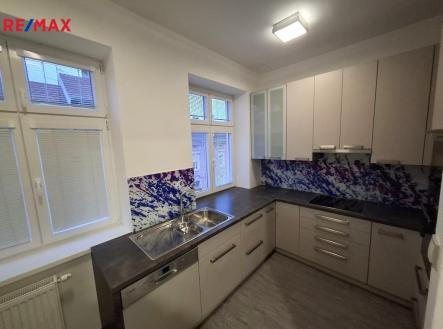 03.jpg | Prodej bytu, 2+1, 64 m²