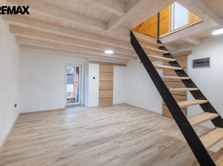 2.jpg | Prodej - dům/vila, 77 m²