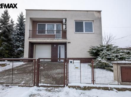 1.jpg | Prodej - dům/vila, 174 m²