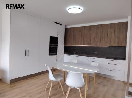 img-20260512-wa0011.jpg | Pronájem bytu, 1+kk, 58 m²