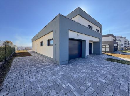 foto: 2 | Prodej - dům/vila, 215 m²