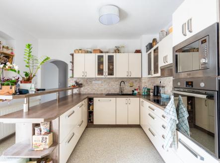 foto: 3 | Prodej - dům/vila, 220 m²