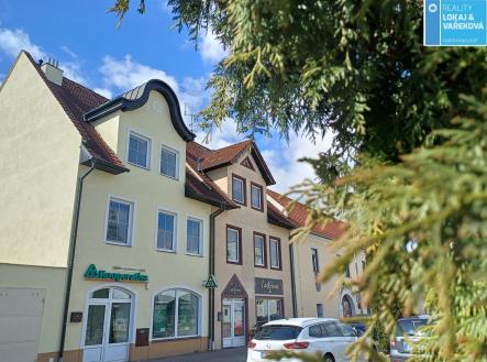 Pronájem bytu, 2+kk, 80 m² obrázek