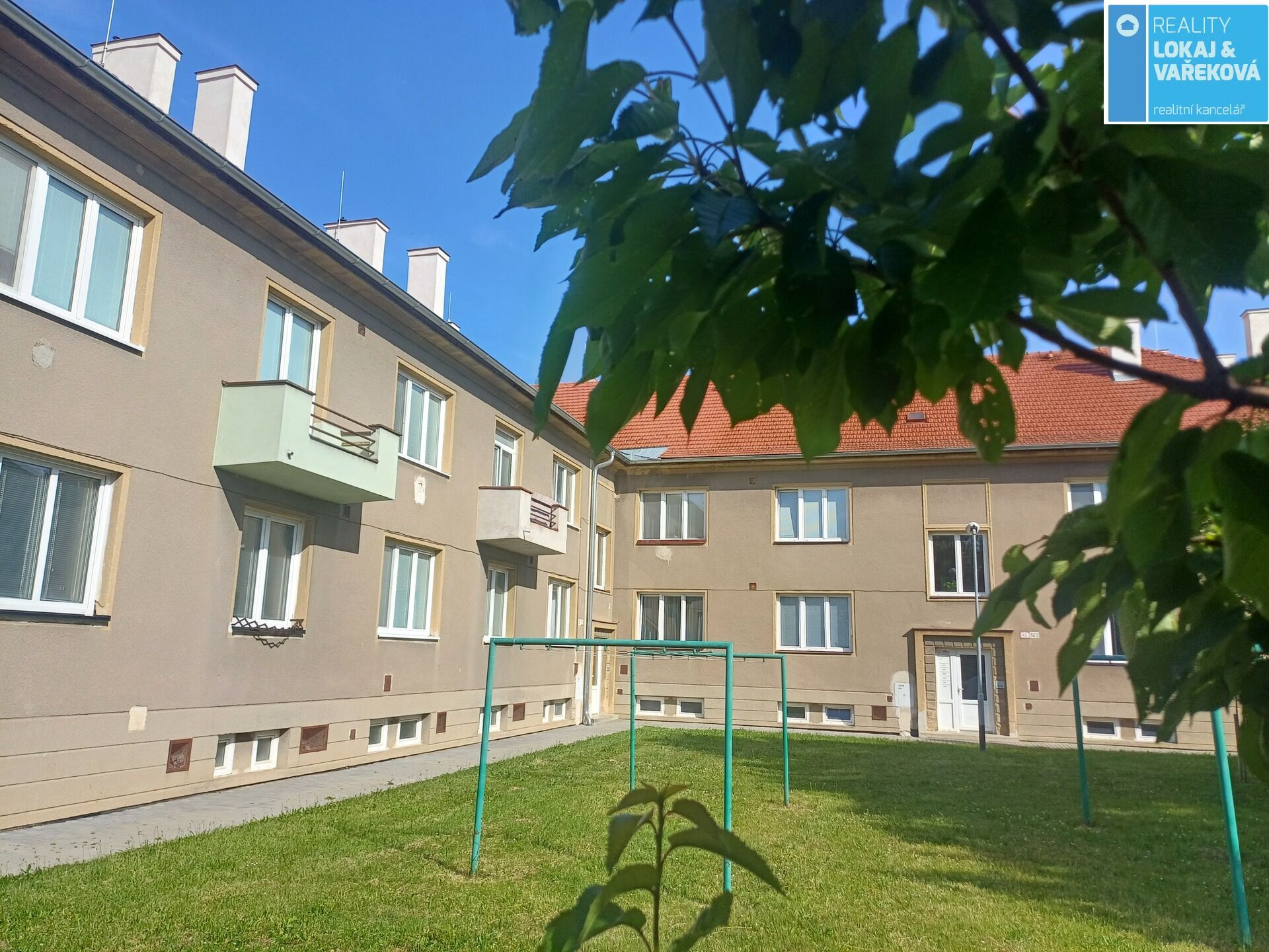 Prodej cihlového bytu  2+1 s garáží ve Vyškově.