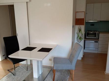 Pronájem bytu, 1+kk, 33 m²