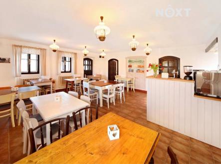 Prodej - komerční objekt, jiný, 1 433 m²