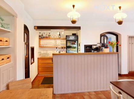 Prodej - komerční objekt, jiný, 1 433 m²