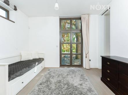 Prodej - dům/vila, 299 m²