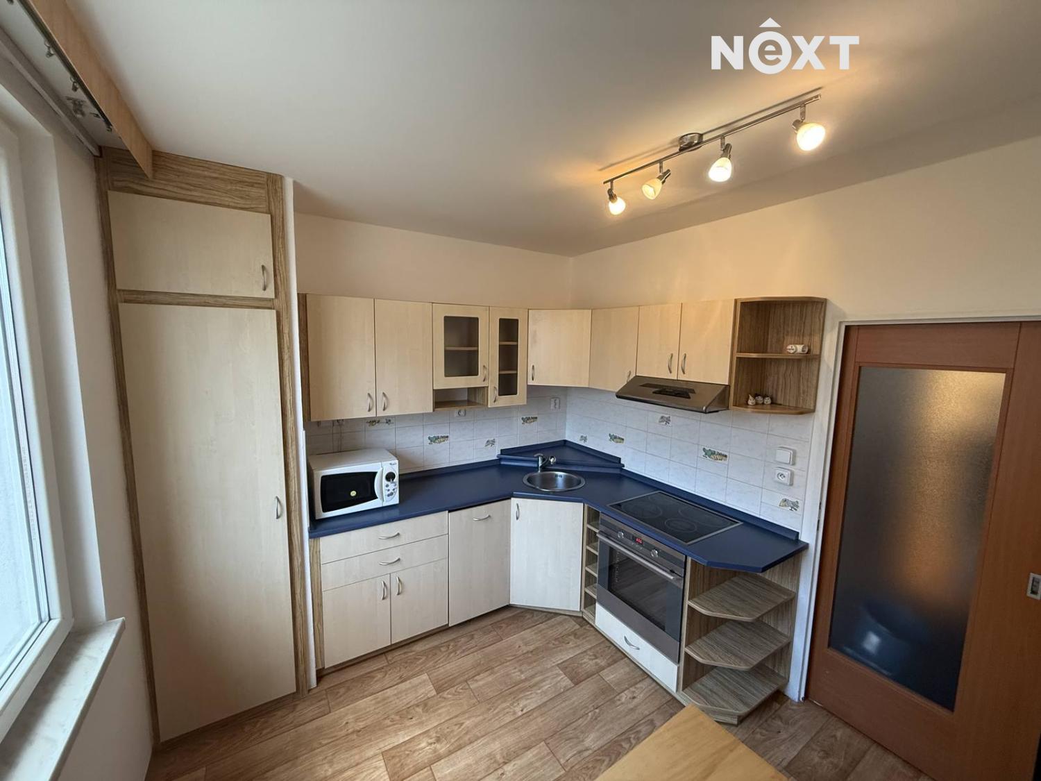 Pronájem byt 3+1, 75㎡