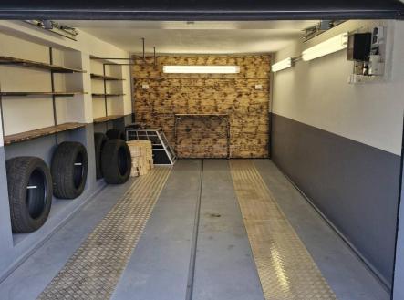 Pronájem - malý objekt/garáž