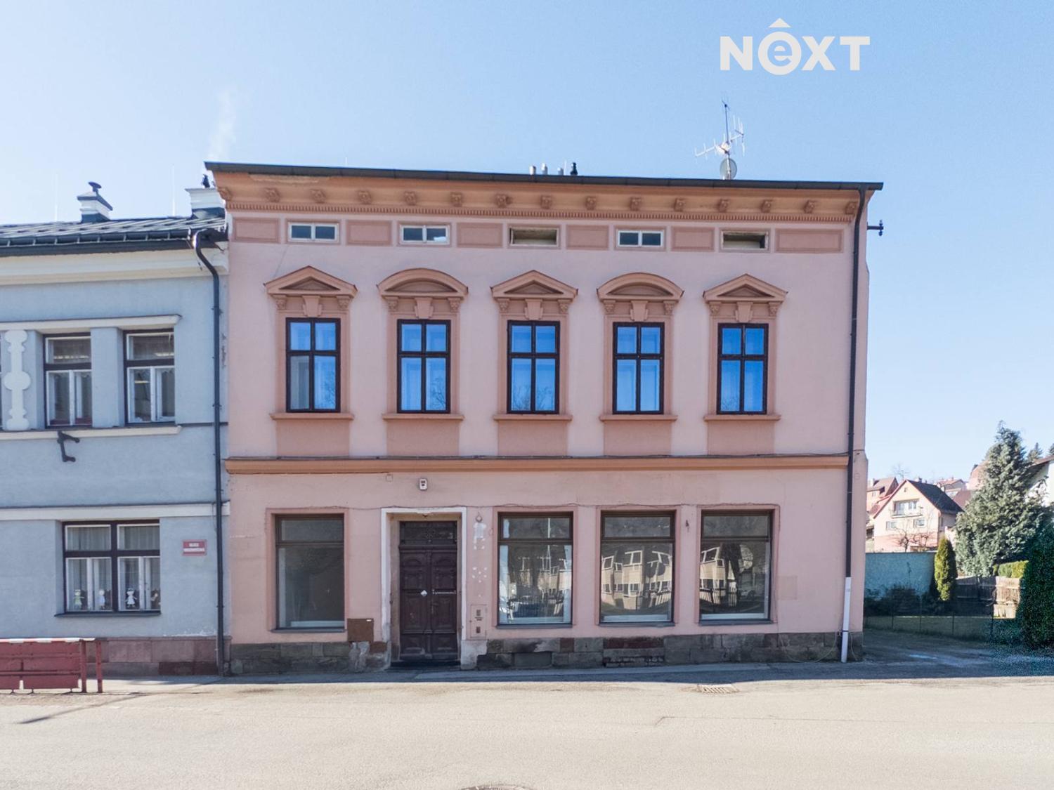 Pronájem komerční Obchodní prostory, 87㎡