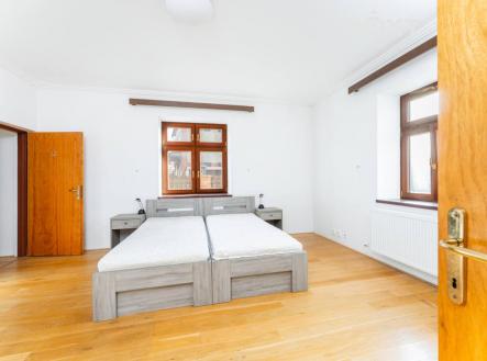 Prodej - dům/vila, 380 m²