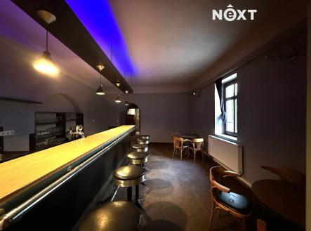 Pronájem - komerční objekt, obchodní centrum, 100 m²