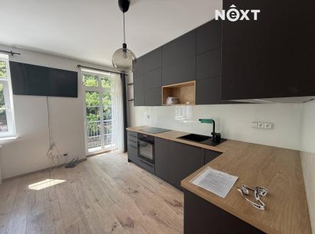 Pronájem bytu, 1+kk, 38 m²