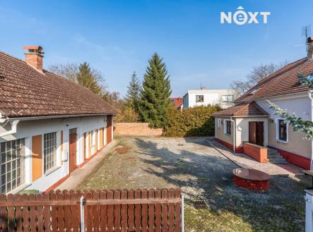 Prodej - komerční objekt, sklad, 2 330 m²