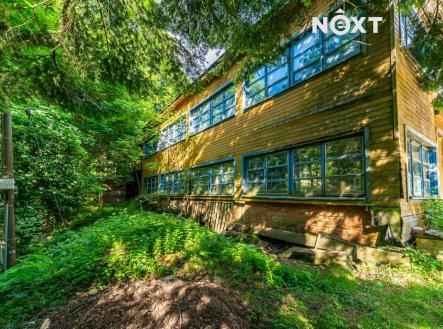 Prodej - komerční objekt, jiný, 1 604 m²